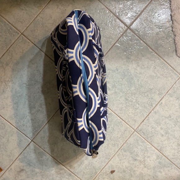 Bulkhead Betty large carryall tote - Picture 2 of 3